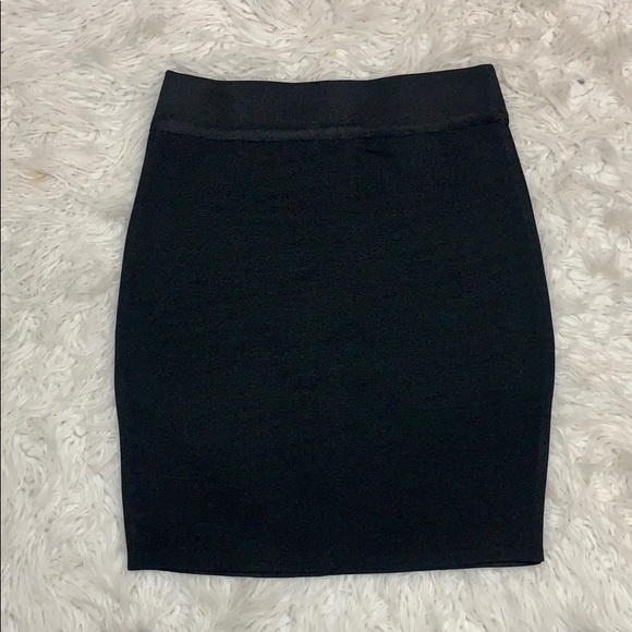 Body con stretchy fitted skirt - Picture 1 of 3